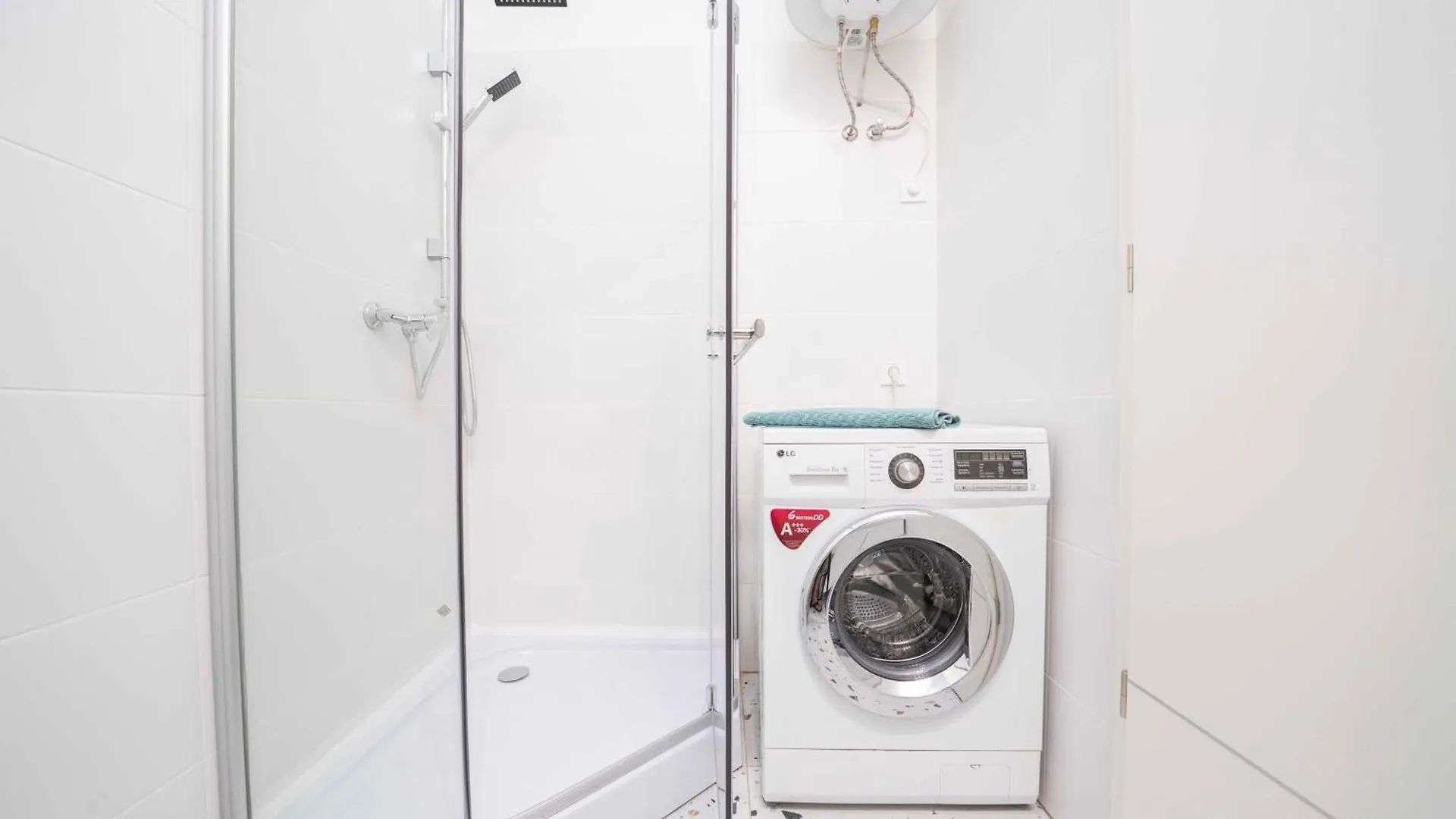 Canvas Residence 2 Bedrooms K13 Budapest Apartment