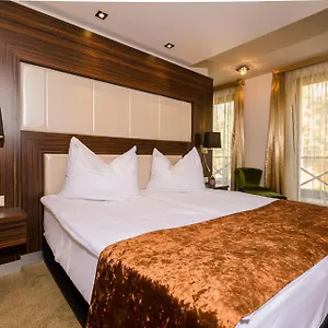 Hotel Duna Garden, Budapest